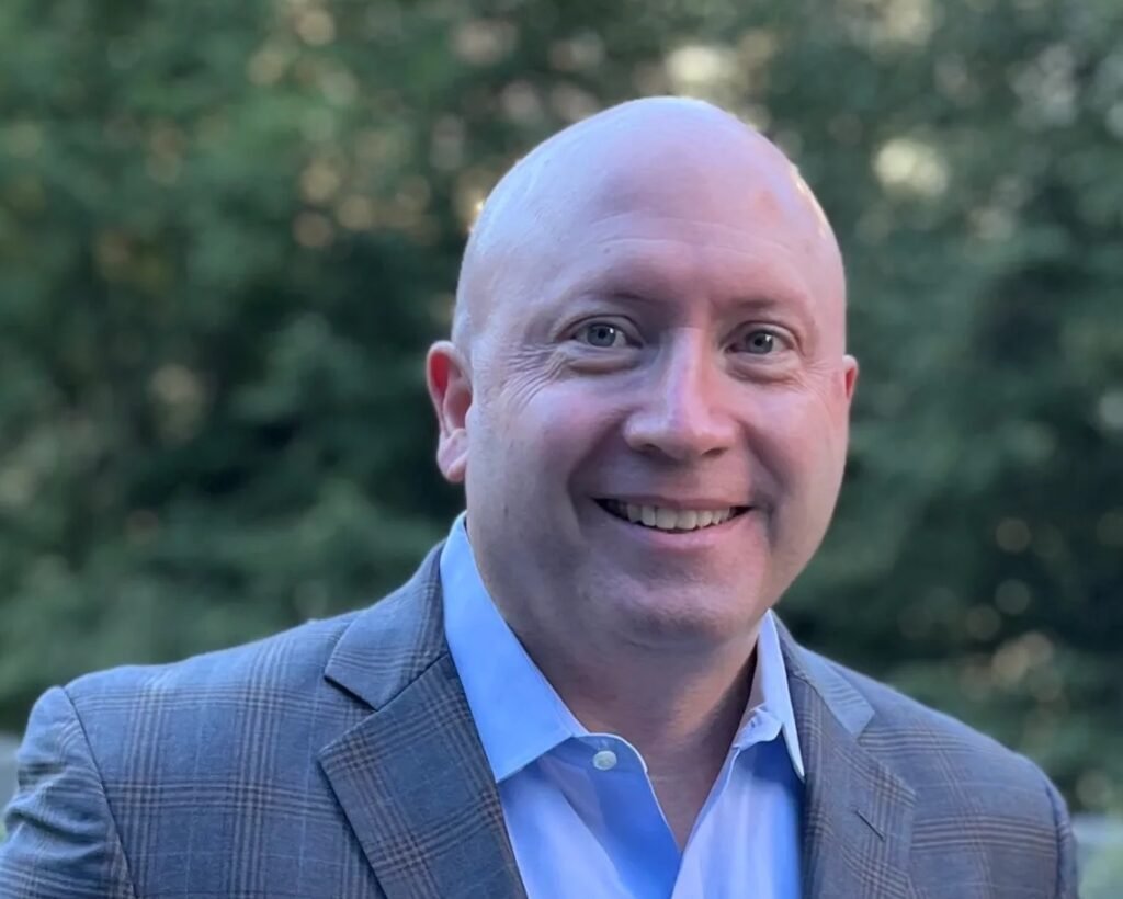 تعيين مات بيلينغز في منصب نائب الرئيس ورئيس Robinhood Financial و Robinhood Securities تعيين مات بيلينغز في منصب نائب الرئيس ورئيس Robinhood Financial و Robinhood Securities