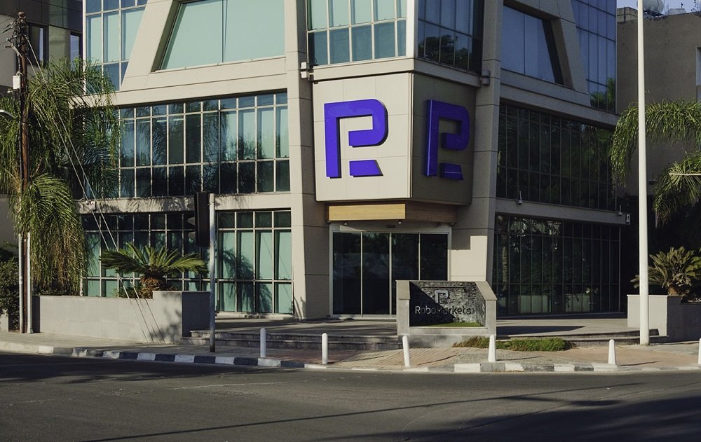 RoboMarkets تدمج أدوات الذكاء الاصطناعي Acuity Trading RoboMarkets تضيف أدوات جديدة لتعزيز رؤى السوق