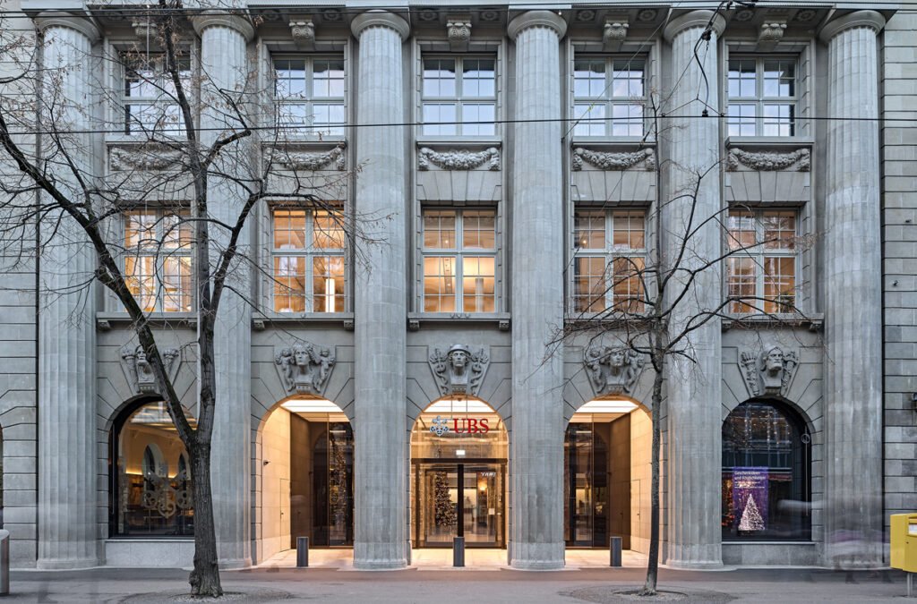 يو بي إس يعين ألكسندر إيفانوفيتش رئيسا لإدارة الأصول