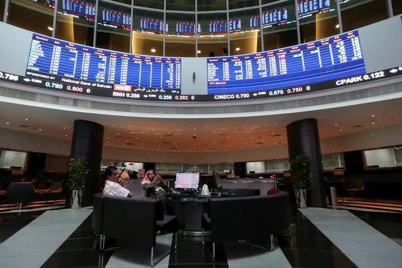 تباين البورصات الخليجية في التعاملات المبكرة تباين البورصات الخليجية في التعاملات المبكرة