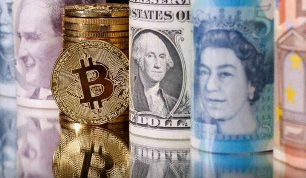 من بينها الإمارات.. 134 دولة تستكشف إصدار عملات رقمية الدينار الليبي يهبط 27% بعد قرار فرض ضريبة على بيع العملات الأجنبية