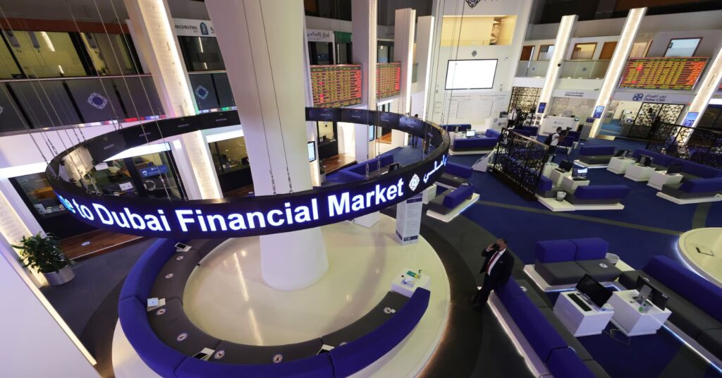 البورصات الخليجية الرئيسية تتبع أسعار النفط...