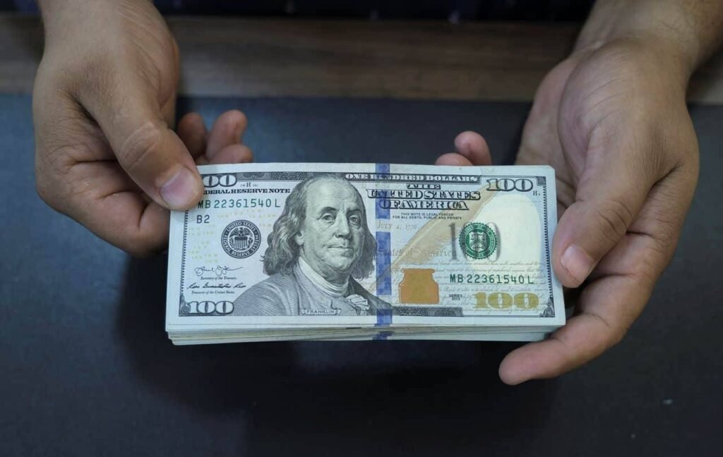 سعر الدولار مقابل الليرة السورية اليوم الجمعة 30 أغسطس 2024