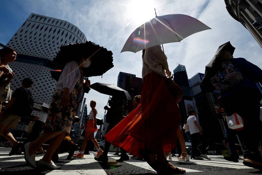 اليابان تقر موازنة بـ730 مليار دولار للعام المالي المقبل.. والتضخم يتسارع في ديسمبر اليابان تقر موازنة بـ730 مليار دولار للعام المالي المقبل.. والتضخم يتسارع في ديسمبر