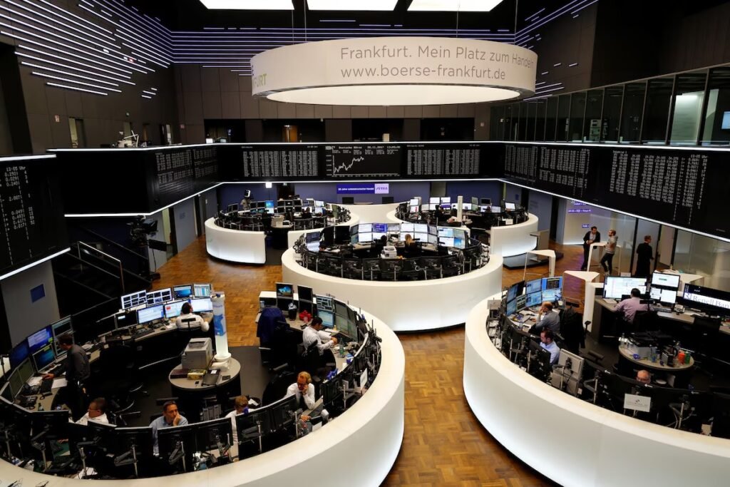 الأسهم الأوروبية تنخفض. Ifo الألماني ، ر ...