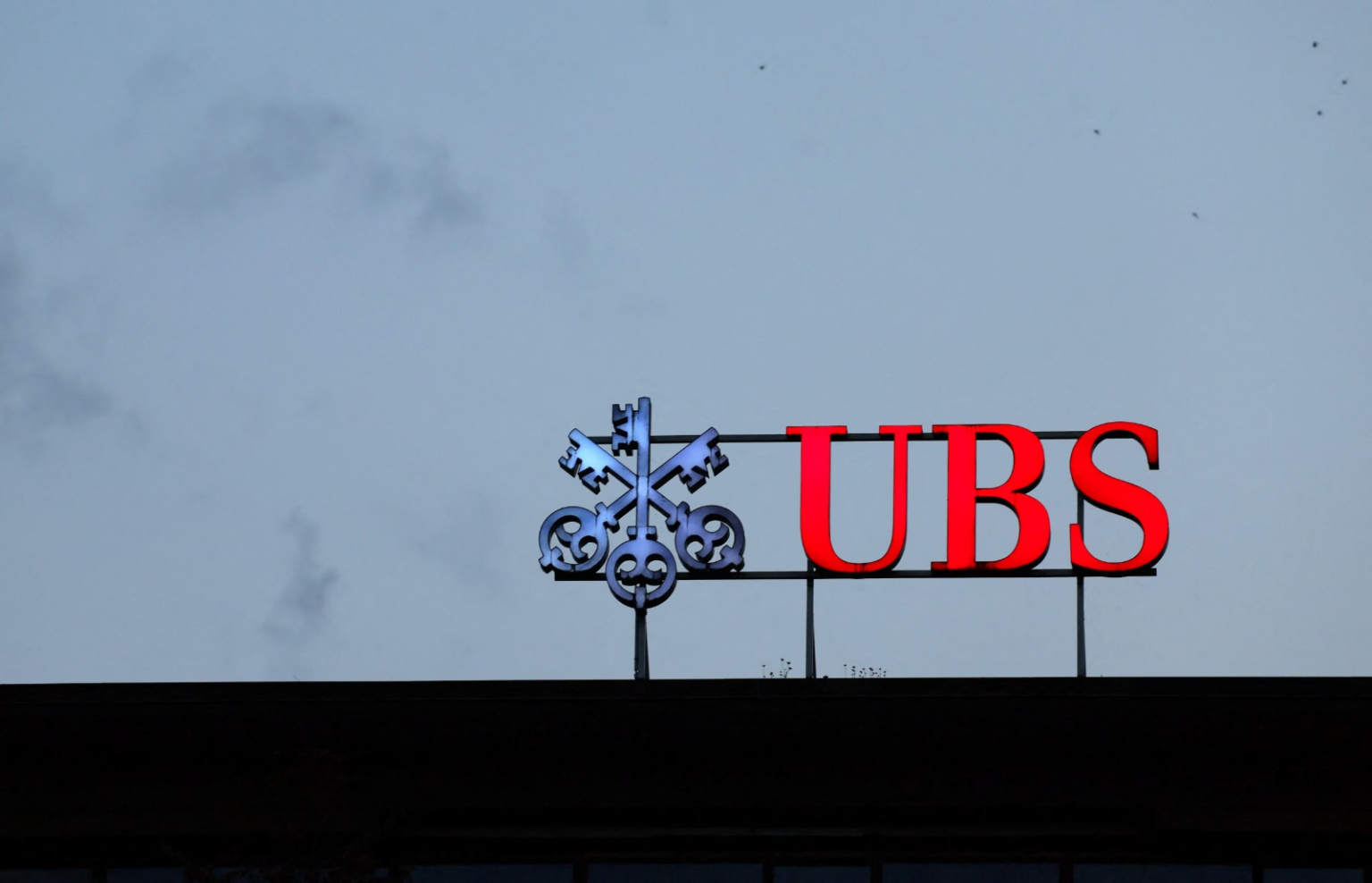 يتوقع بنك UBS أن يتراجعت مؤشر S&P 500 ...