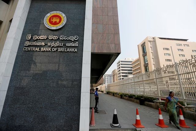 البنك المركزي السريلانكي يحافظ على أسعار الفائدة ... البنك المركزي السريلانكي يحافظ على أسعار الفائدة ...