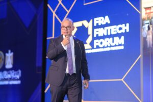 هيئة الرقابة المالية المصرية تطلق رسميا المختبر التنظيمي «FRA Sandbox» للتطبيقات التكنولوجية لدعم الابتكار والشركات الناشئة
