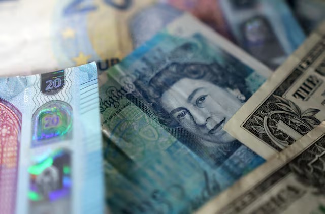تراجع الجنيه الإسترليني مع انتعاش الدولار ... تراجع الجنيه الإسترليني مع انتعاش الدولار ...