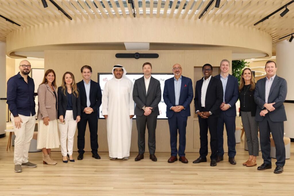 «e& money» تصبح أول محفظة رقمية مرتبطة بـ «PayPal» في الإمارات مع إمكانية السحب الفوري بالدرهم
