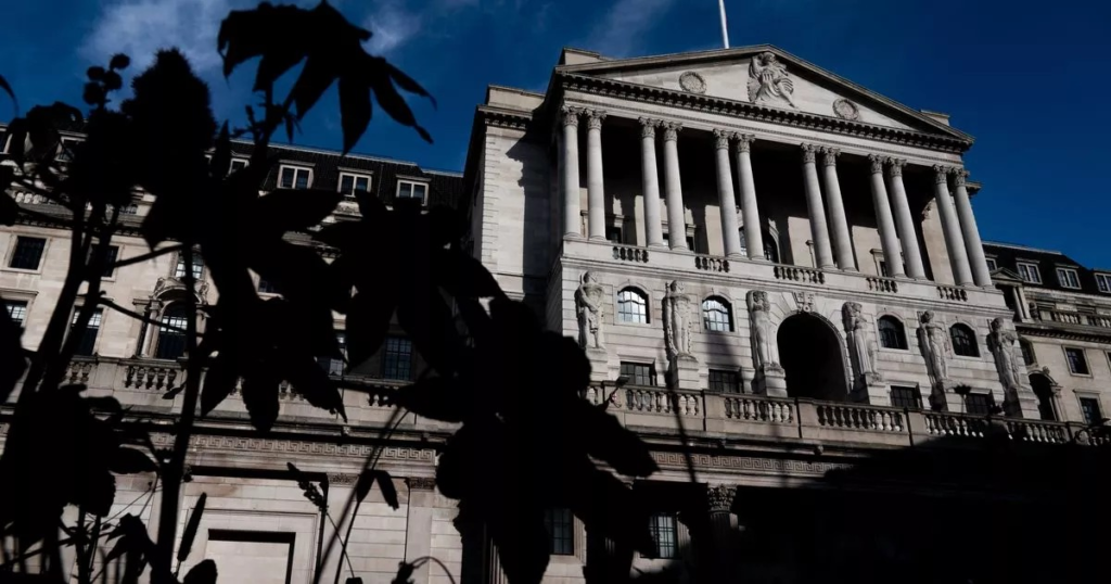 يتوقع المحللون انخفاضا تدريجيا في ...