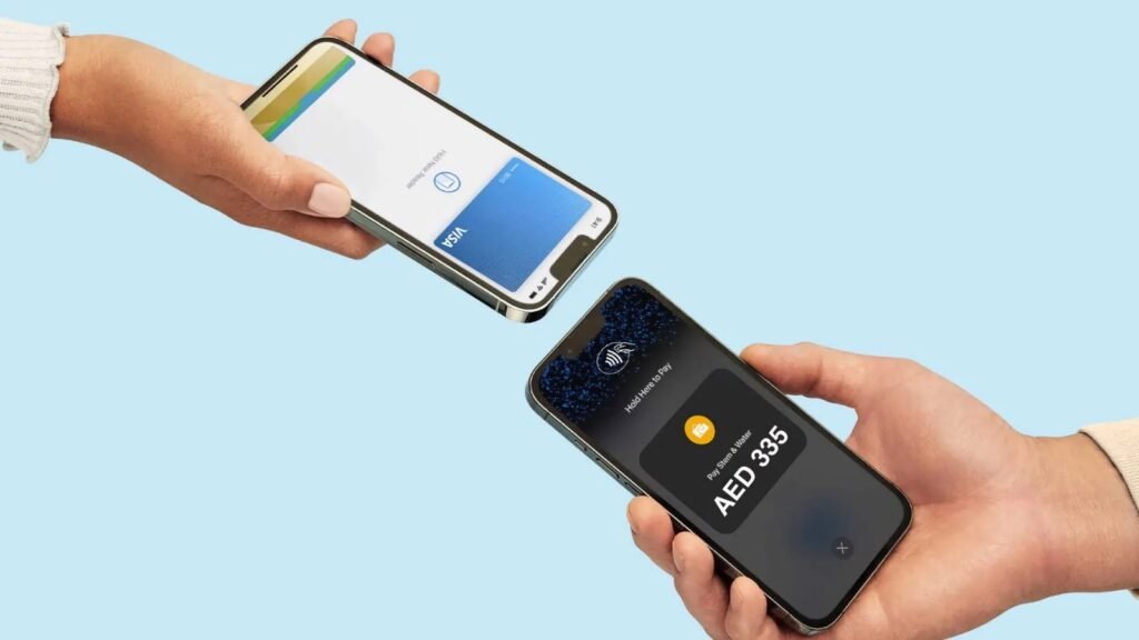«أبل» تطلق خدمة «Tap to Pay» في سنغافورة على هواتف iPhone