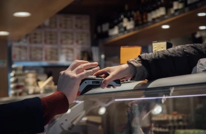 قطاع «المدفوعات الرقمية» في سنغافورة يجمع أكثر من 319 مليون دولار تمويلات في 9 اشهر ويستهدف مدفوعات ب 113.7 مليار دولار بحلول 2030 قطاع «المدفوعات الرقمية» في سنغافورة يجمع أكثر من 319 مليون دولار تمويلات في 9 اشهر ويستهدف مدفوعات ب 113.7 مليار دولار بحلول 2030