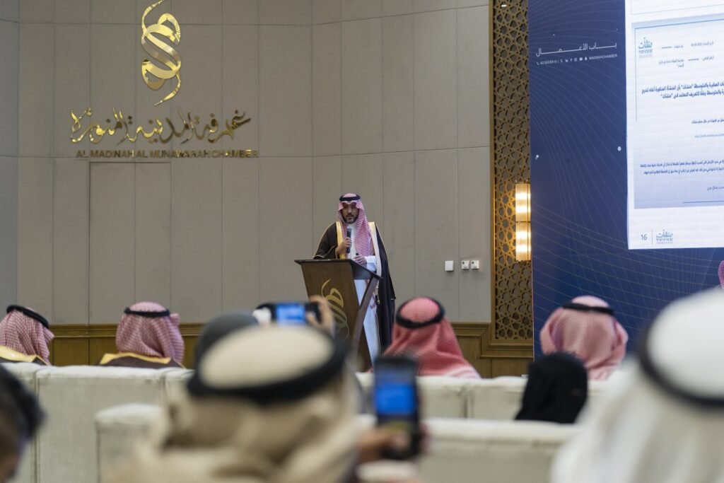 «منشآت» و غرفة المدينة المنورة تبحثان جهود تمكين رواد الأعمال وتحفيز نمو المنشآت الصغيرة