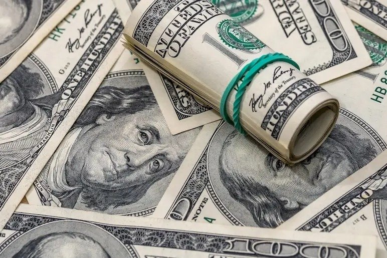 الدولار مستقر بينما تنتظر الأسواق التقدم... الدولار مستقر بينما تنتظر الأسواق التقدم...