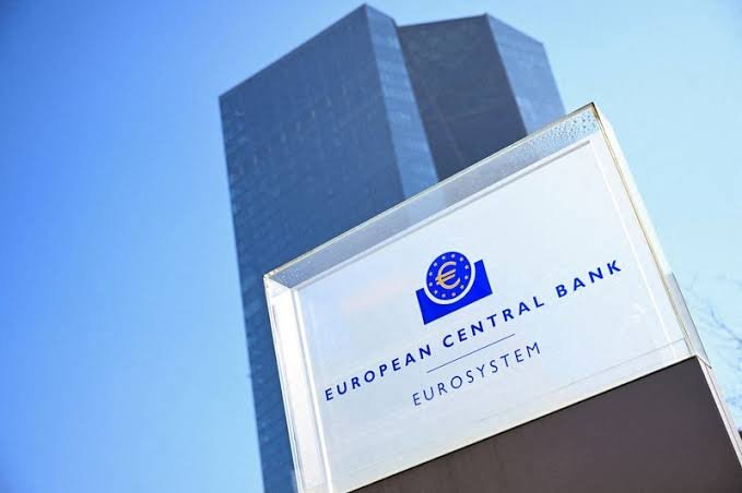 سيحافظ البنك المركزي الأوروبي على أسعار الفائدة الآن لكن انتعاش أسعار الطاقة يشير إلى ارتفاع في سبتمبر سيحافظ البنك المركزي الأوروبي على أسعار الفائدة الآن لكن انتعاش أسعار الطاقة يشير إلى ارتفاع في سبتمبر