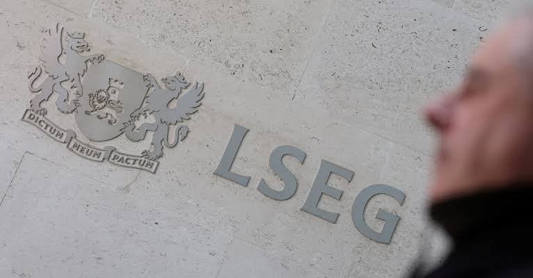 مؤشر فوتسي 100 البريطاني ينخفض في المركز المتوسط ... مؤشر فوتسي 100 البريطاني ينخفض في المركز المتوسط ...