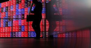 الأسهم ترتفع مع انخفاض سعر النفط...